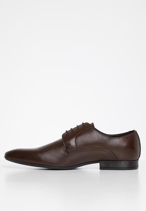 Superbalist - Donovan leather derby - brown