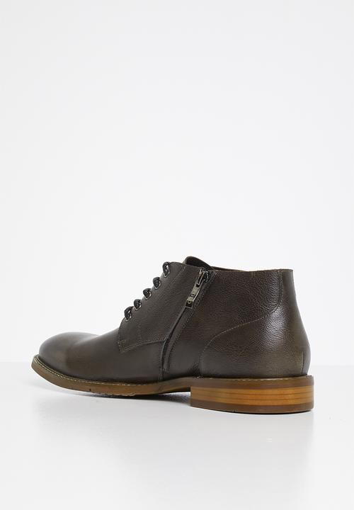 POLO - Collin leather distressed boot - grey