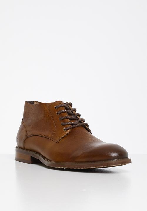 POLO - Collin leather distressed boot - tan