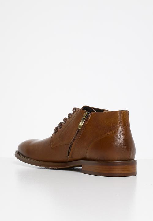 POLO - Collin leather distressed boot - tan
