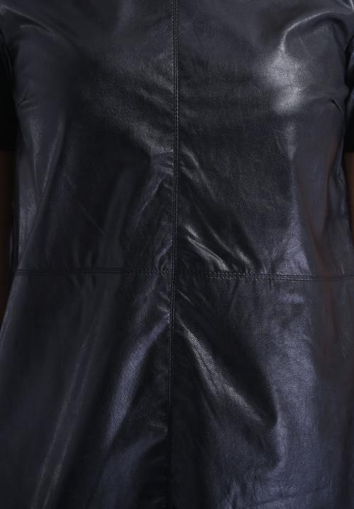 Vero Moda - Sandy Top