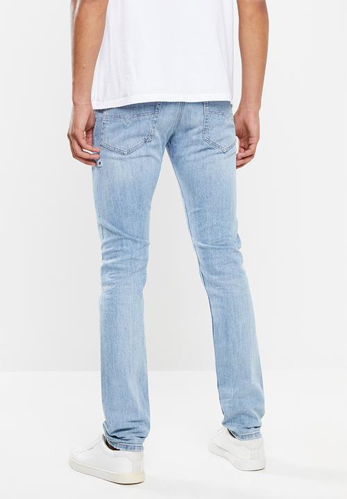 Diesel  - Tepphar slim fit carrot leg jeans - blue