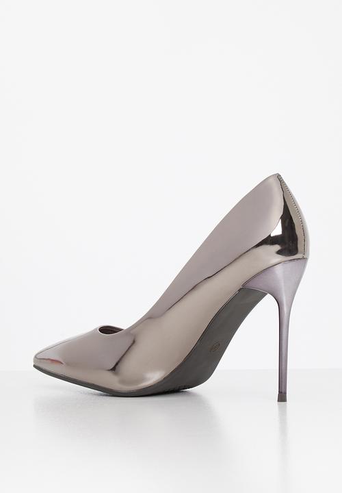 SISSY BOY - Patiently patent court heel - silver