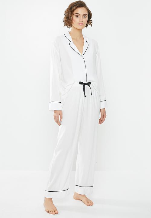 Superbalist - Sleep shirt & pants set - white