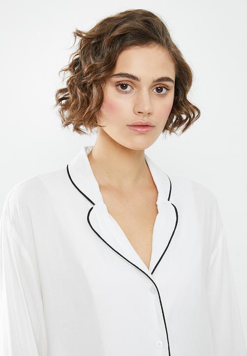 Superbalist - Sleep shirt & pants set - white