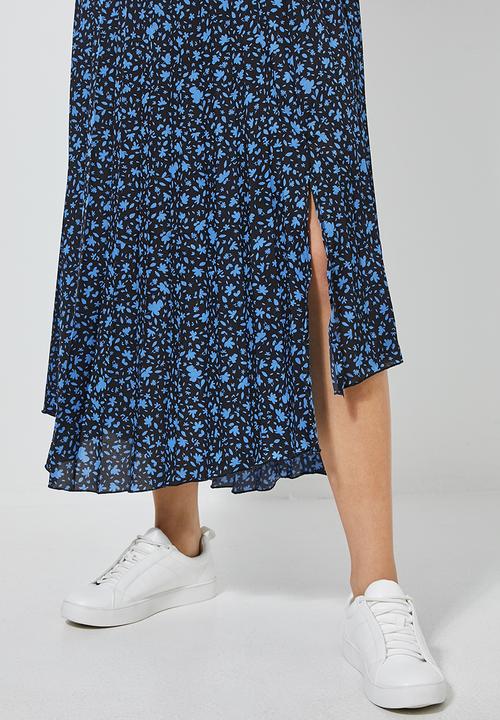 Superbalist - Asymmetric pleated midi skirt - black & blue