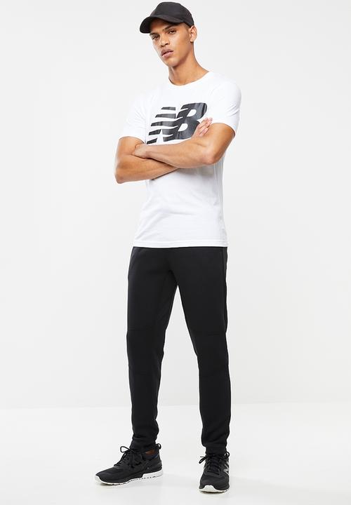 New Balance  - Classic New Balance short sleeve tee - white