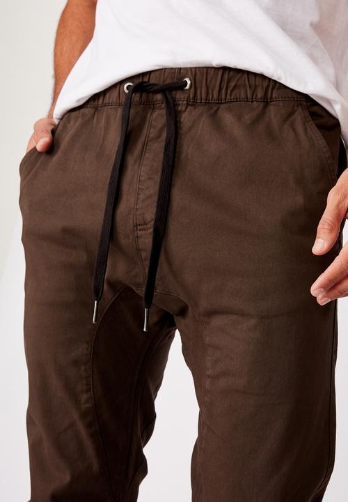 Cotton On - Drake cuffed pant - washed chocolate