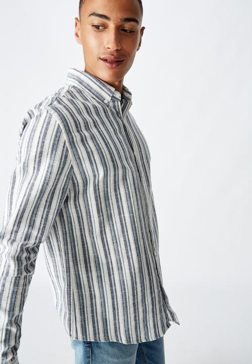 Cotton On - Textured long sleeve shirt - blue 