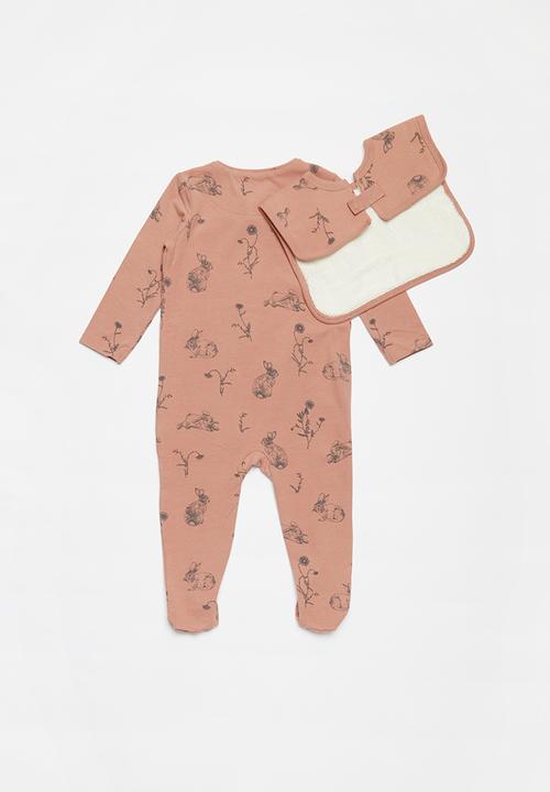 Cotton On - Bundle long sleeve zip through romper & everyday bib - clay pigeon