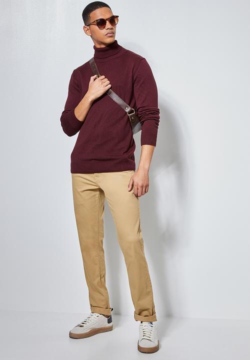 Superbalist - Premium slim fit roll neck knit - burgundy