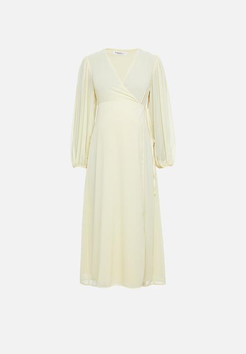 Glamorous - Maternity long sleeve fit & flare dress - yellow