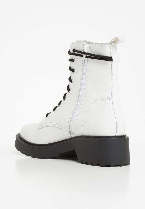 Steve Madden - Tornado bootie - white
