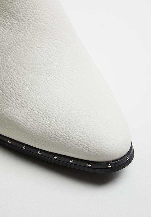 Cotton On - Spencer studded rand boot - white