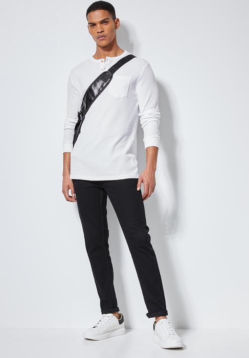 Superbalist - 2 pack henley textured pocket tee - black/white