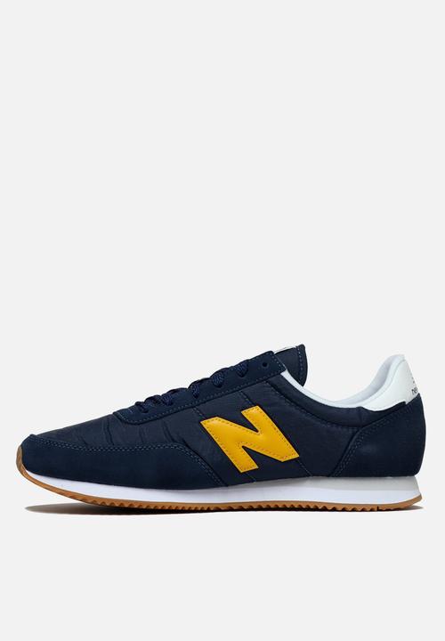 New Balance  - 720 Classic Racer - navy / yellow 