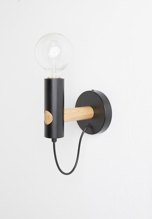 Sixth Floor - Lexi wall light - black