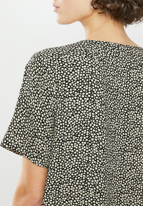 Jacqueline de Yong - Starr life short sleeve top - black & cream 