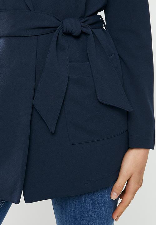 Jacqueline de Yong - One catia treat long sleeve blazer - navy