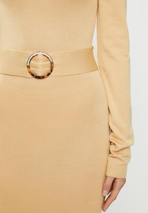 Missguided - Puff sleeve belted midi dress - beige