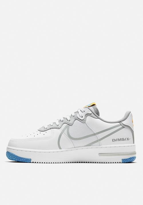 Nike - Air Force 1 react - white / lt smoke grey-university gold