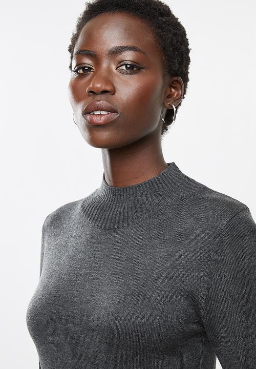 edit - Basic knit polo-neck - grey