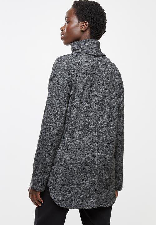 edit - Turtleneck top - grey