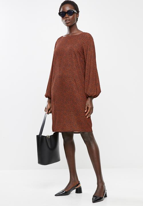edit - Cuffed balloon sleeve shift dress - rust & black 