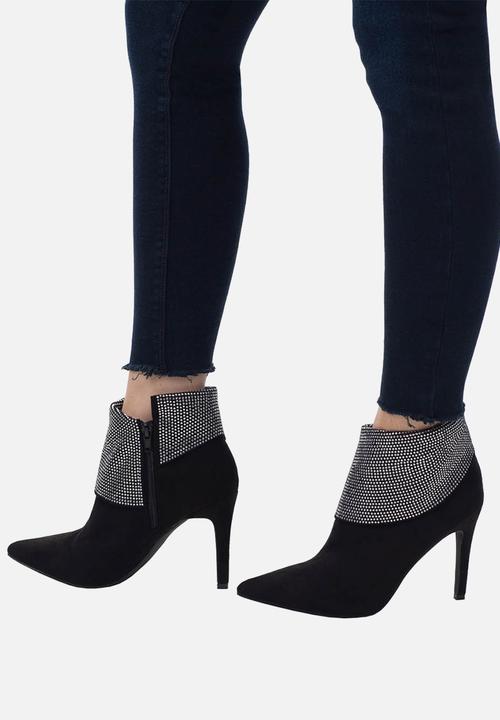 SISSY BOY - Blinging around ankle boot with bling flap - black