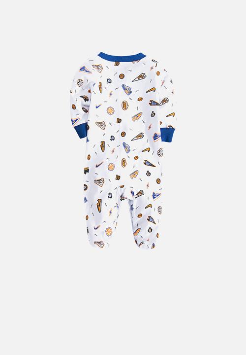 Nike - Nike boys doodle aop footed coverall - white