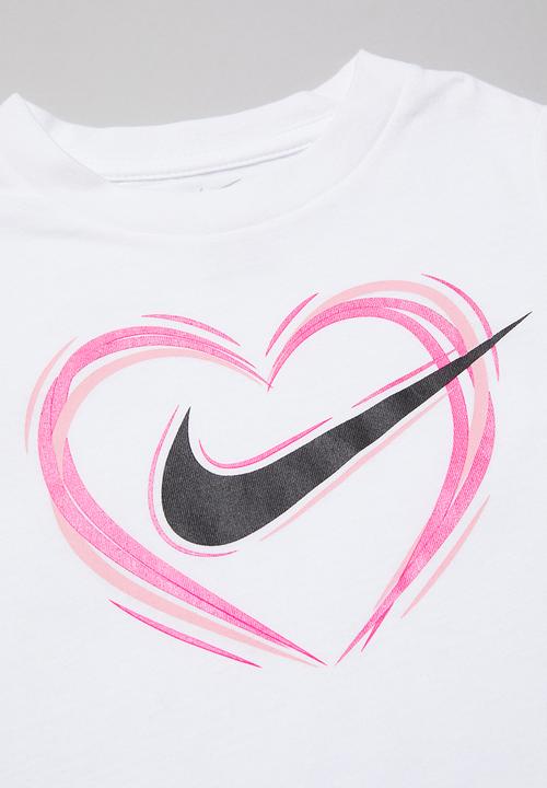 Nike - Nike kids stroke heart short sleeve scoop tee - white