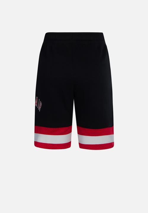 Nike - Nkb nike air french terry short - black & university red