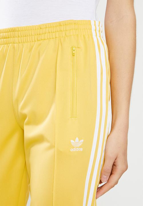adidas Originals - Adicolour sst track pants - yellow