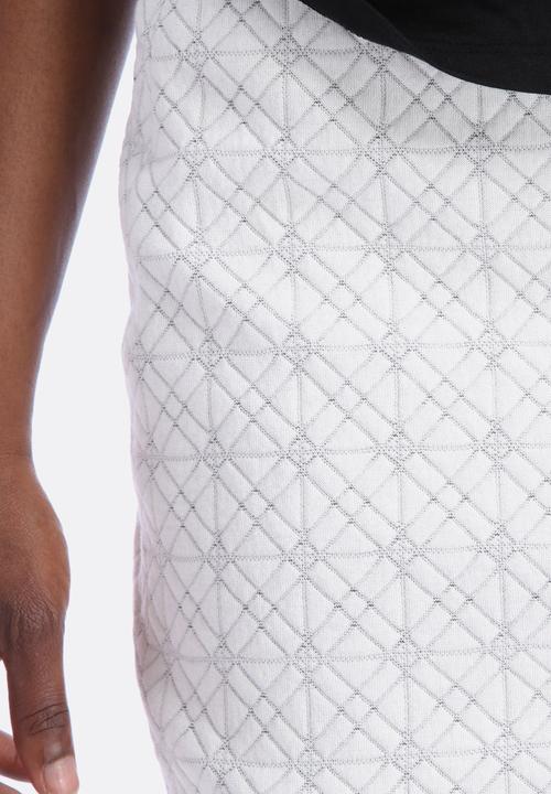 Vero Moda - Nori Short Skirt
