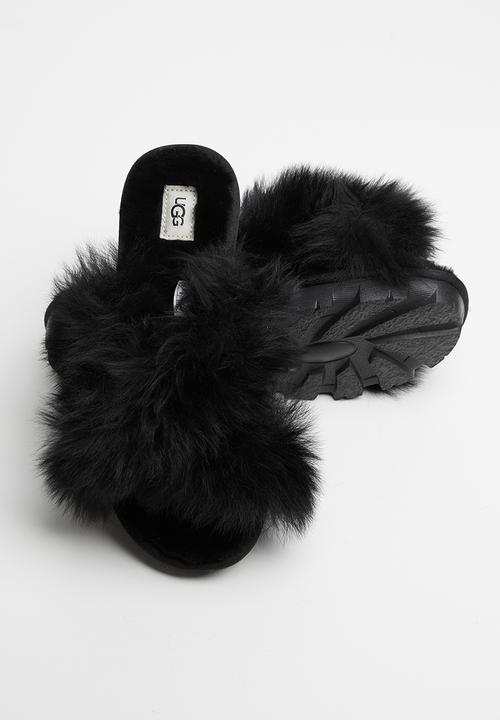 UGG® - Fuzzalicious - black