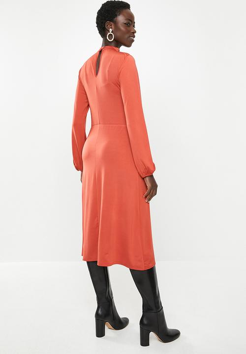 edit - Long sleeve balloon sleeve fit & flare - rust
