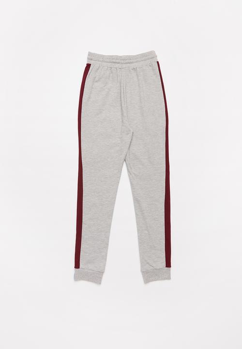 Rebel Republic - Boys Fortnite jogger - grey & burgundy 