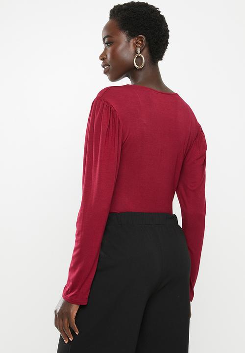 edit - Gauged sleeve knit top - burgundy