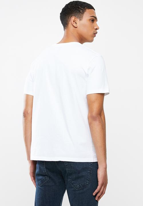 Levi’s® - Graphic set-in tee - white