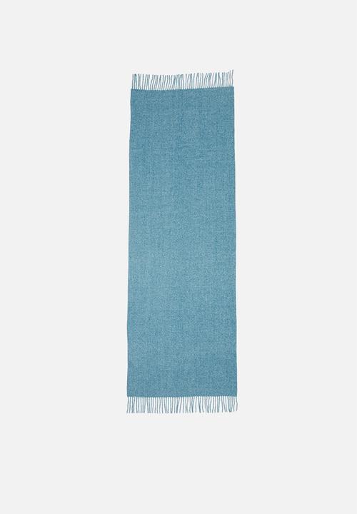 edit - Fringed infinity scarf - blue