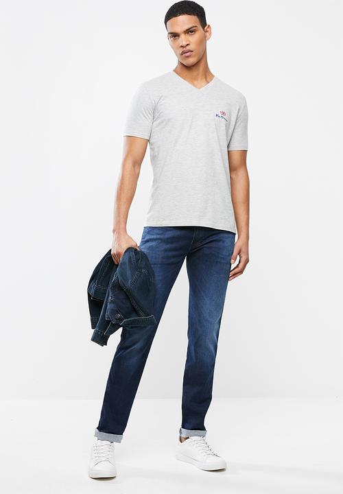 Ben Sherman - ESSENTIAL TEE V-NECK - GREY MELANGE