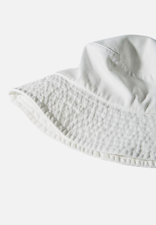 Rubi - Bianca bucket hat - white 