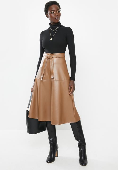 MILLA - Paneled pu circle skirt - tan