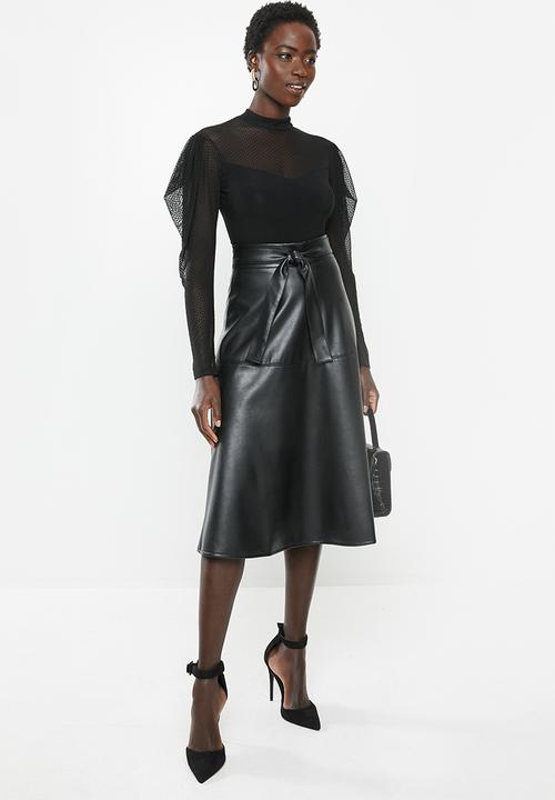 MILLA - Paneled pu circle skirt - black