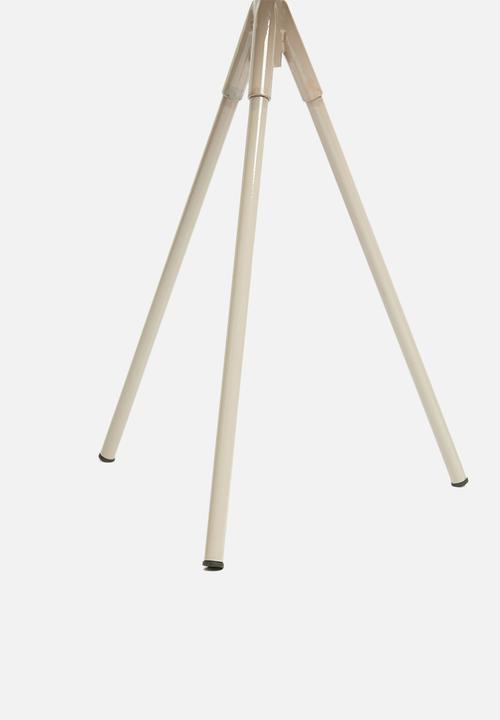 Sixth Floor - Sam tri side table - natural