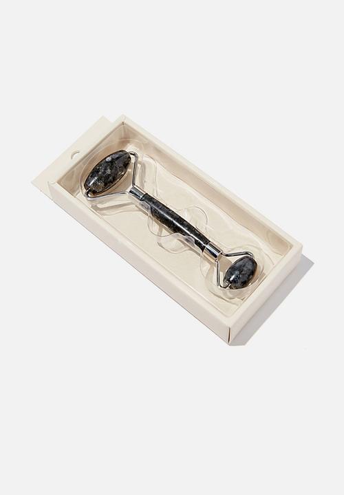 Cotton On - Rubi facial roller - black