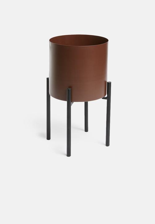 Sixth Floor - Table planter - maroon & black