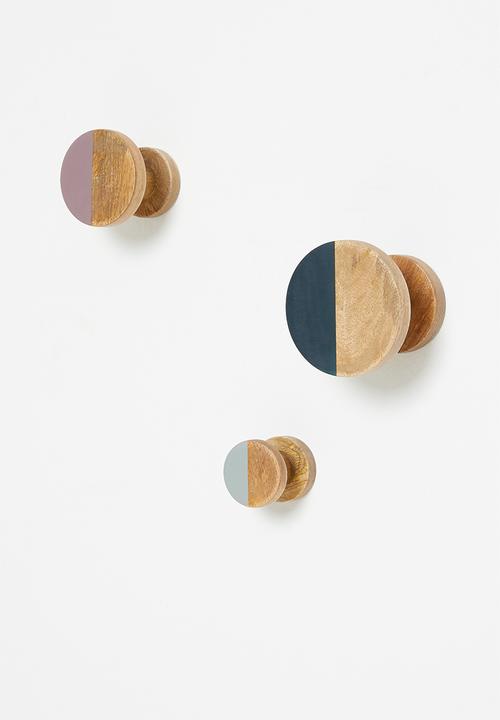 Sixth Floor - Mika hooks set of 3 - purposeful
