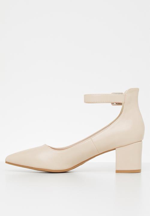 Jada - Brush pu heel - neutral