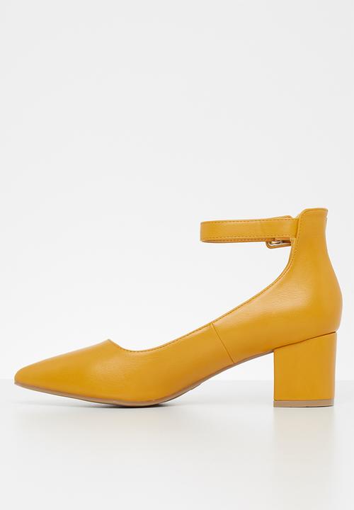 Jada - Brush pu heel - yellow 